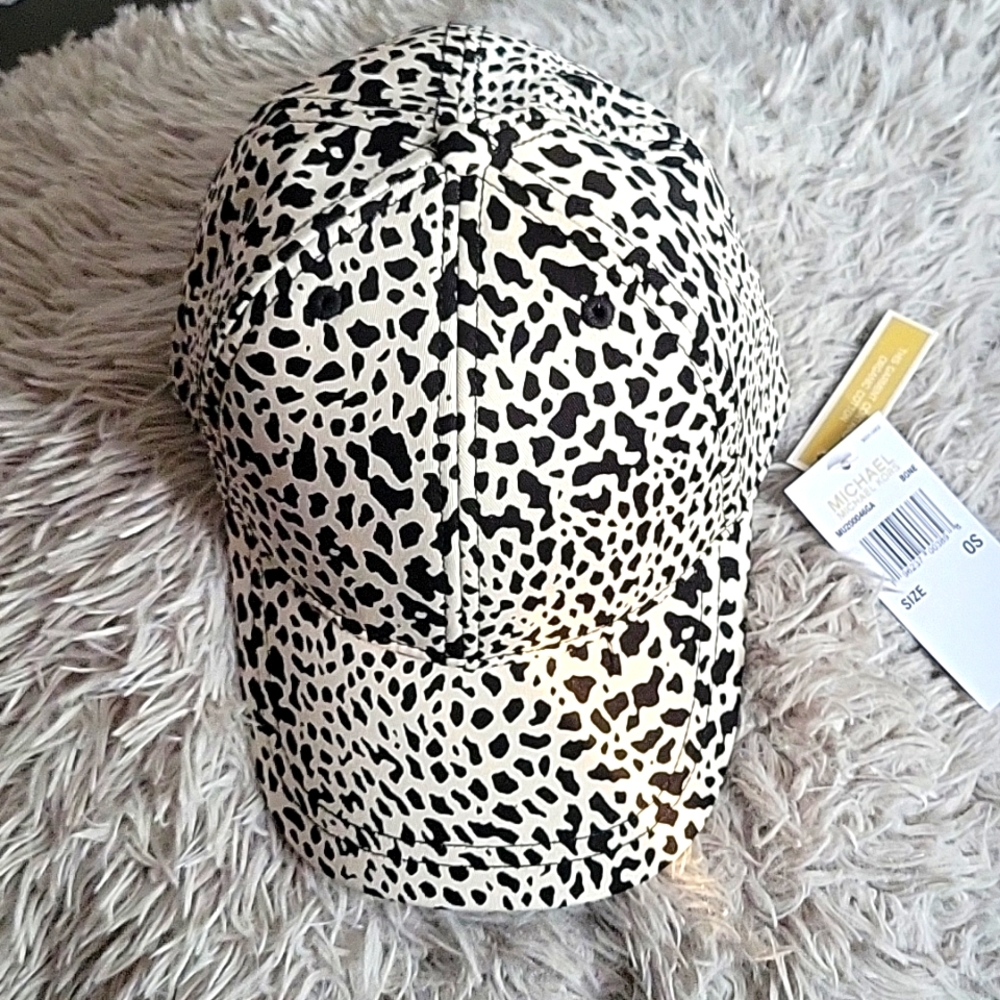 Michael Kors Black and white women baseball hat